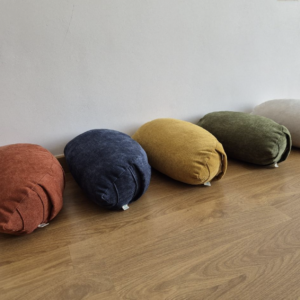 Cojín media luna para Yoga